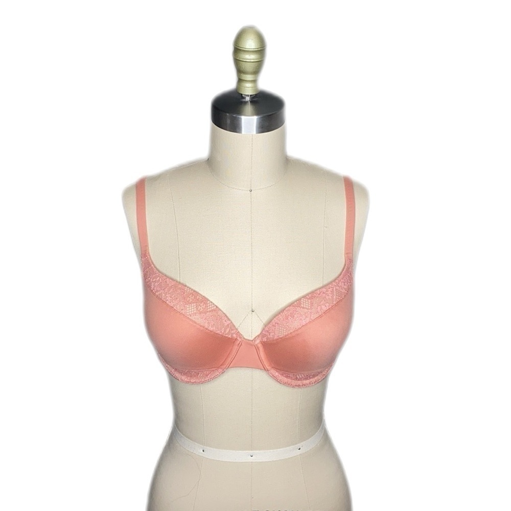 Victoria Secret Perfect Fit Lace Trim Bra Coral​​​​​​​​​